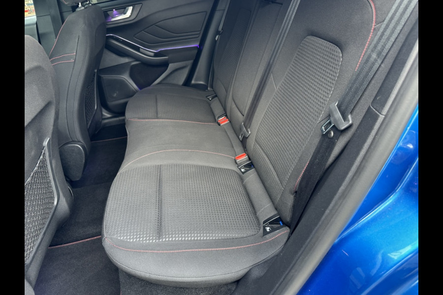Ford Focus 1.0 EBH ST Line X AUTOMAAT! SPOILERPACK! DRIVERPACK! WINTERPACK!