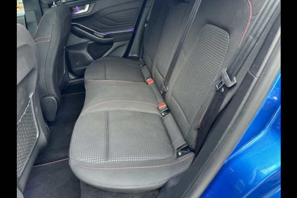Ford Focus 1.0 EBH ST Line X AUTOMAAT! SPOILERPACK! DRIVERPACK! WINTERPACK!