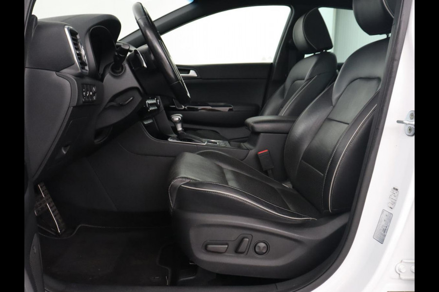 Kia Sportage 1.6 T-GDI 4WD GT-Line PlusLine | Panoramadak | Stoelventilatie | Adaptive cruise | JBL Sound | Camera | Trekhaak | Leder | Navigatie | Keyless | Xenon