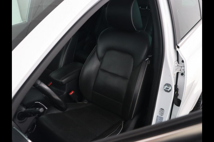 Kia Sportage 1.6 T-GDI 4WD GT-Line PlusLine | Panoramadak | Stoelventilatie | Adaptive cruise | JBL Sound | Camera | Trekhaak | Leder | Navigatie | Keyless | Xenon