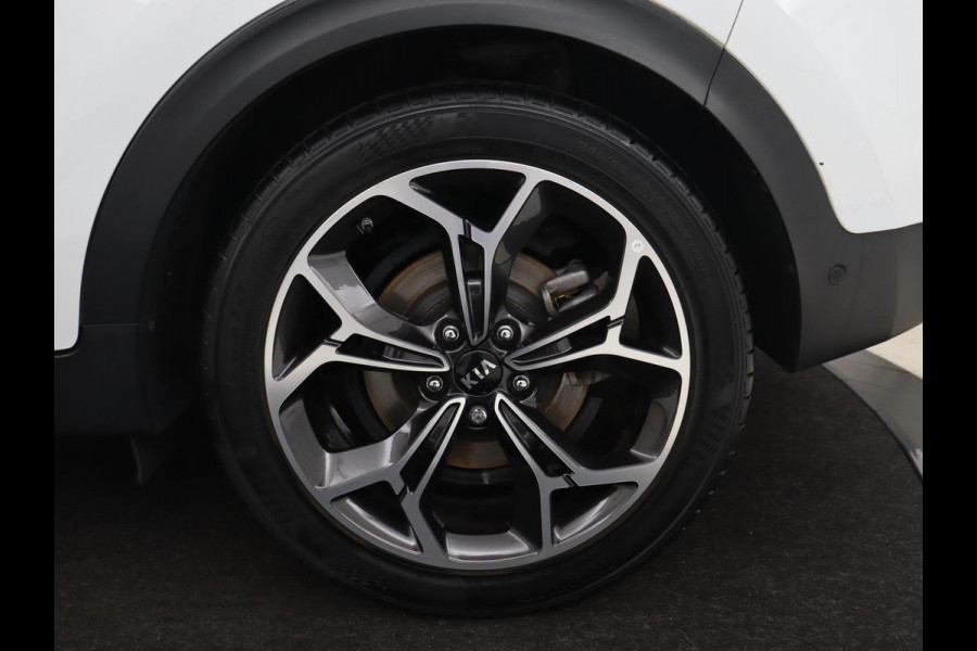 Kia Sportage 1.6 T-GDI 4WD GT-Line PlusLine | Panoramadak | Stoelventilatie | Adaptive cruise | JBL Sound | Camera | Trekhaak | Leder | Navigatie | Keyless | Xenon