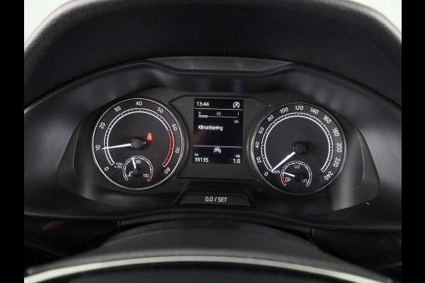 Škoda SCALA 1.0 TSI Sport Business 110 pk | Navigatie via App | Parkeersensoren achter | Cruise control | LED koplampen | Apple Carplay/Android Auto |