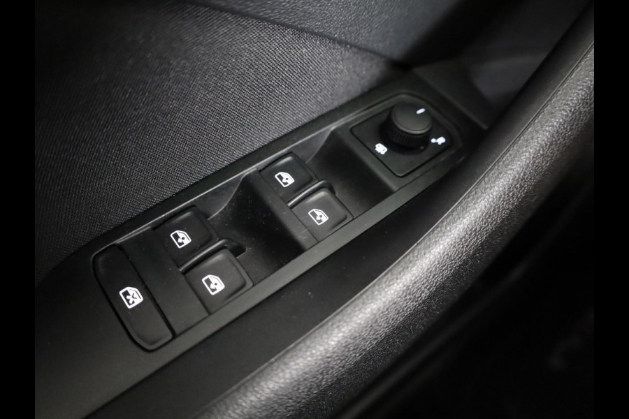 Škoda SCALA 1.0 TSI Sport Business 110 pk | Navigatie via App | Parkeersensoren achter | Cruise control | LED koplampen | Apple Carplay/Android Auto |