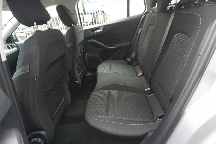 Ford FOCUS Wagon 1.0 EcoB.125pk Hybrid Ed. Business/Comfortstoel/ Camera.