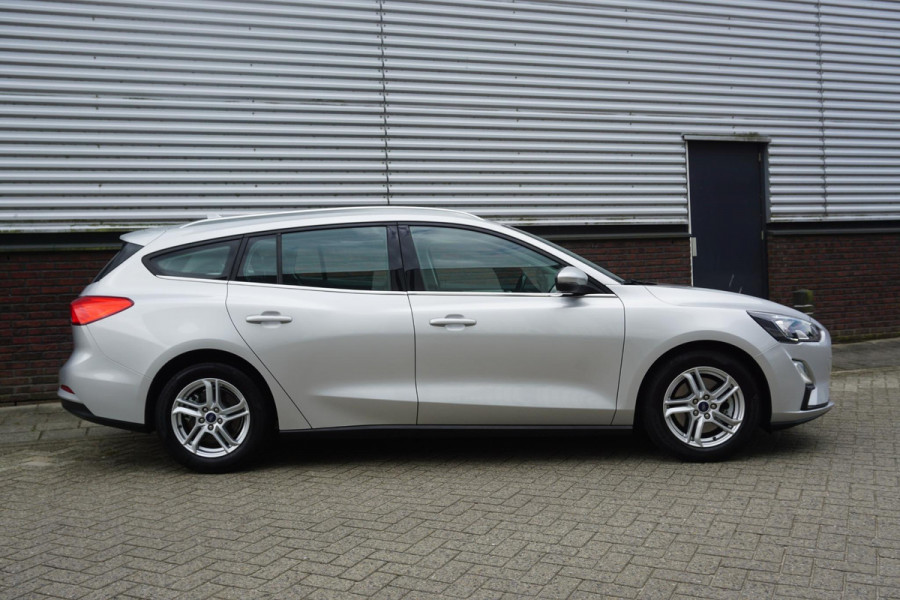 Ford FOCUS Wagon 1.0 EcoB.125pk Hybrid Ed. Business/Comfortstoel/ Camera.