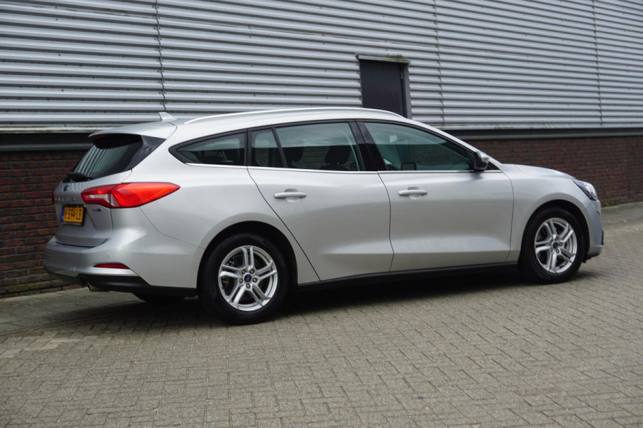 Ford FOCUS Wagon 1.0 EcoB.125pk Hybrid Ed. Business/Comfortstoel/ Camera.
