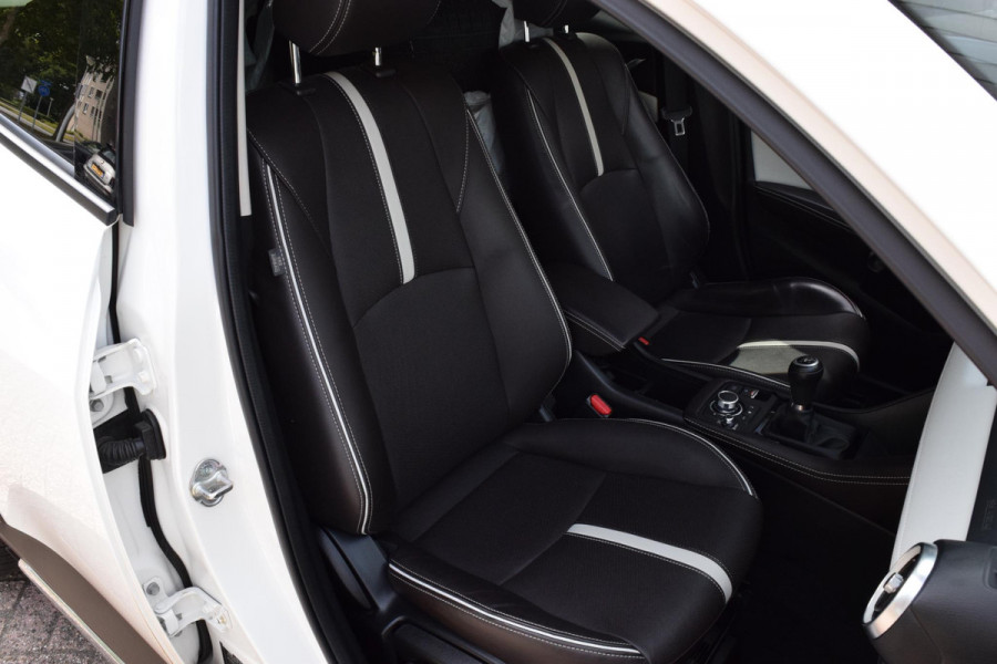 Mazda CX-3 2.0 Luxury|Leer|elektr.stoelen|Cam.|18"|HUD