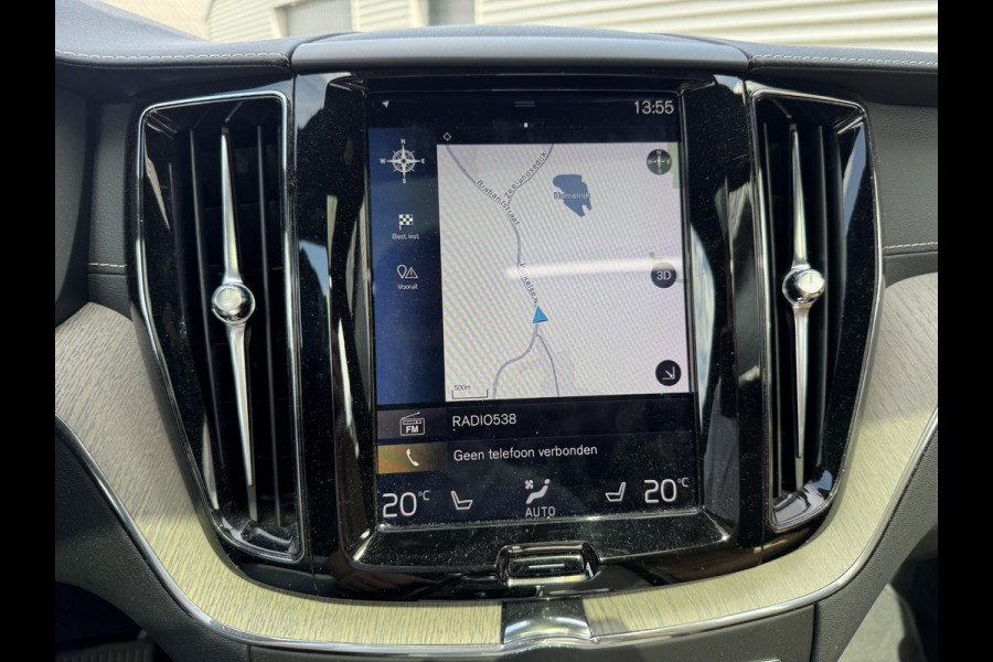 Volvo XC60 2.0 T8 Twin Engine AWD Inscription | Panoramadak | Camera | Stoelventilatie/Verwarming | Lederen Bekleding |