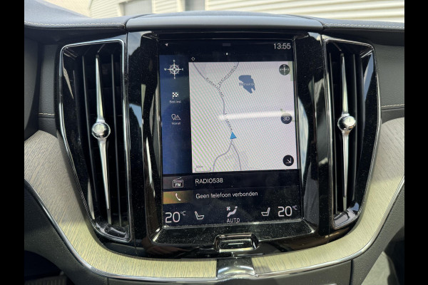Volvo XC60 2.0 T8 Twin Engine AWD Inscription | Panoramadak | Camera | Stoelventilatie/Verwarming | Lederen Bekleding |