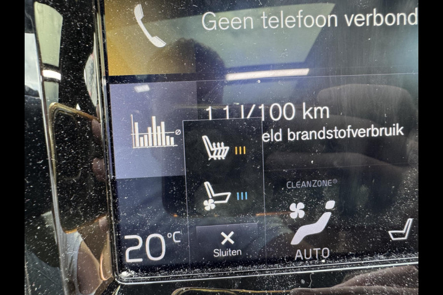 Volvo XC60 2.0 T8 Twin Engine AWD Inscription | Panoramadak | Camera | Stoelventilatie/Verwarming | Lederen Bekleding |