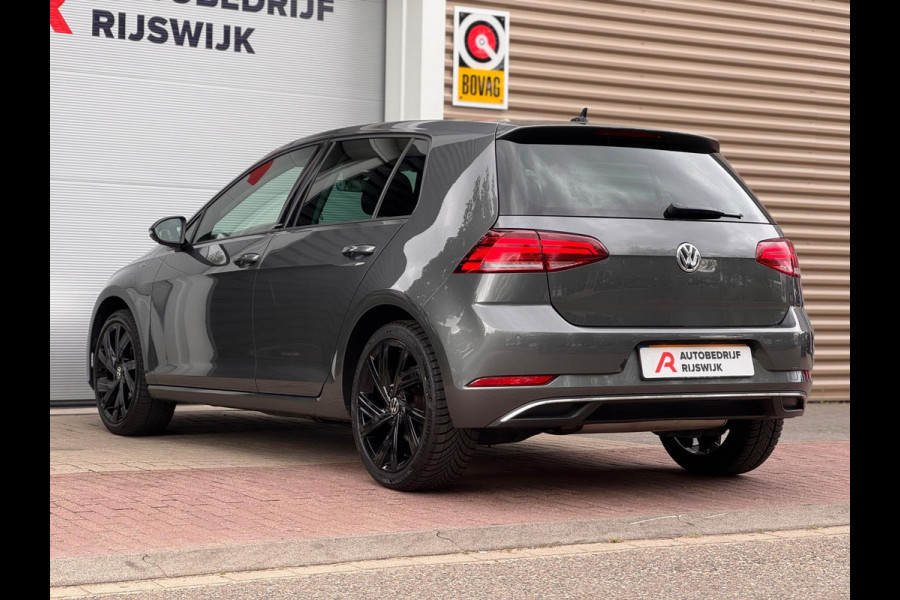 Volkswagen Golf 1.5 TSI Highline Business R Virtual/Blindspot/Camera