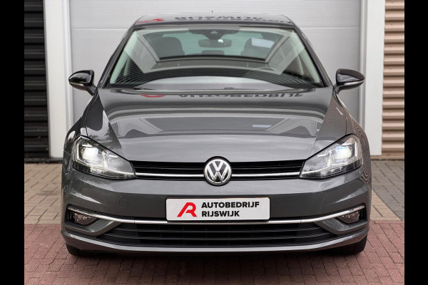 Volkswagen Golf 1.5 TSI Highline Business R Virtual/Blindspot/Camera