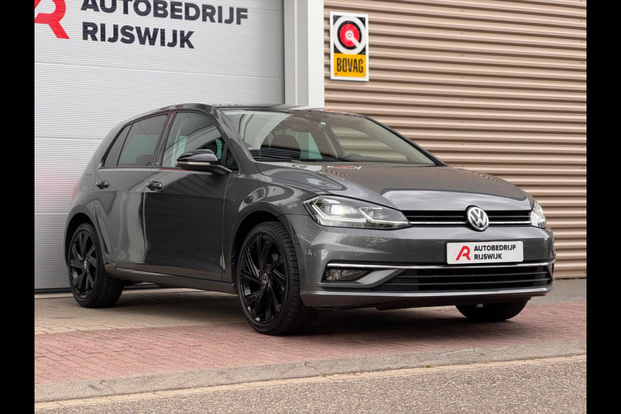 Volkswagen Golf 1.5 TSI Highline Business R Virtual/Blindspot/Camera