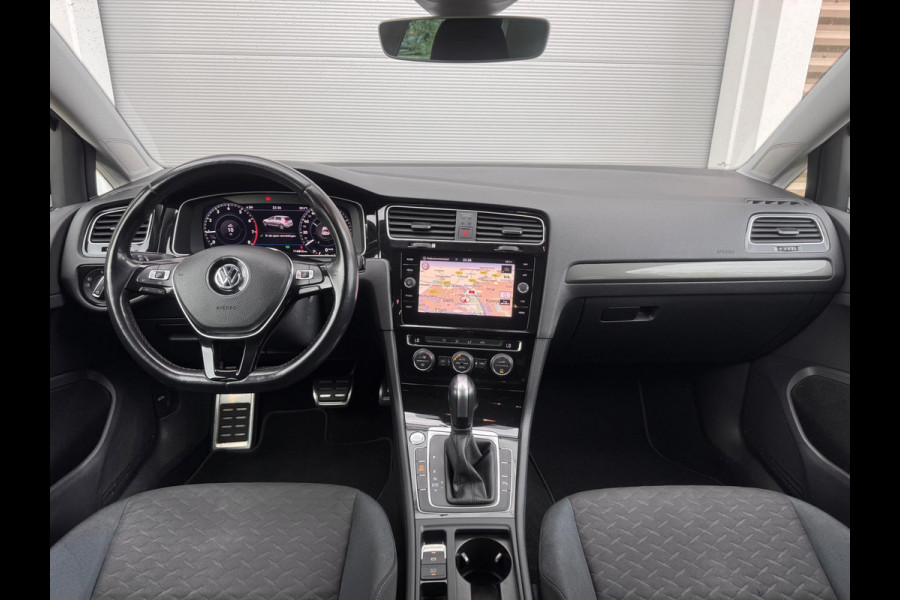Volkswagen Golf 1.5 TSI Highline Business R Virtual/Blindspot/Camera