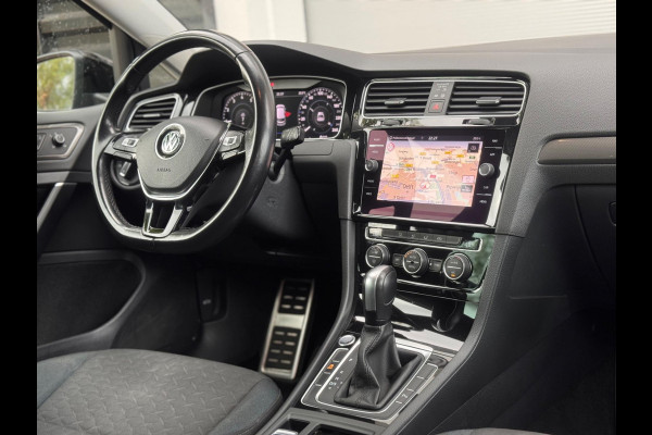 Volkswagen Golf 1.5 TSI Highline Business R Virtual/Blindspot/Camera