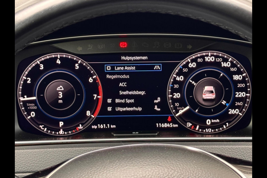 Volkswagen Golf 1.5 TSI Highline Business R Virtual/Blindspot/Camera