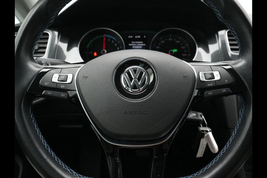 Volkswagen e-Golf E-DITION Navigatie Pdc Acc 17'' Lm Velgen 218