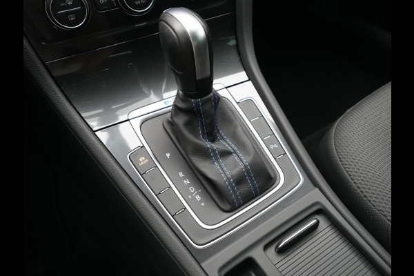Volkswagen e-Golf E-DITION Navigatie Pdc Acc 17'' Lm Velgen 218