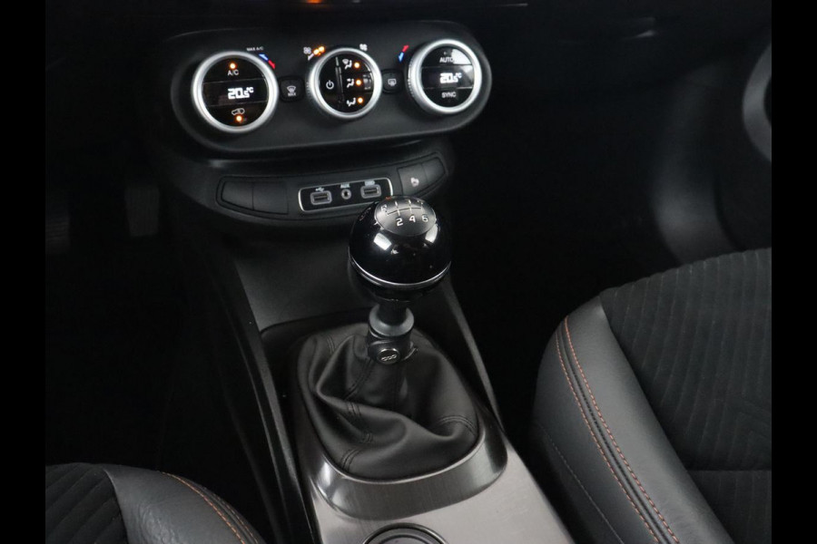 Fiat 500X Cross 1.0 GSE City Cross Opening Edition | Carplay | Camera | Half leder | Full LED | Keyless | Climate control | Cruise control