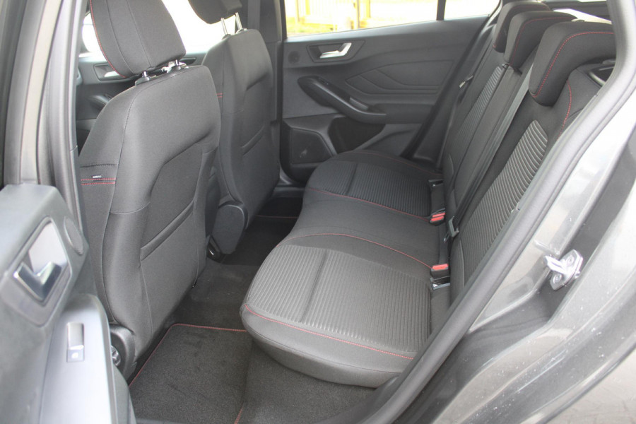 Ford FOCUS Wagon 1.0 EcoBoost Hybrid ST Line X 155pk | Winterpack | Driver Assistance Pack