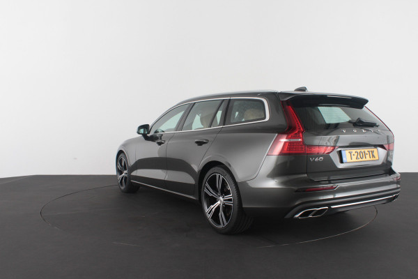 Volvo V60 2.0 T4 Inscription > 190pk/Memory/Leer/19inch/PINE GREY & Moritz Amber...