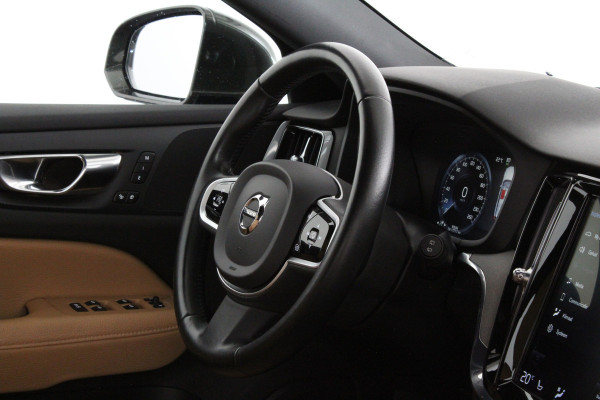 Volvo V60 2.0 T4 Inscription > 190pk/Memory/Leer/19inch/PINE GREY & Moritz Amber...