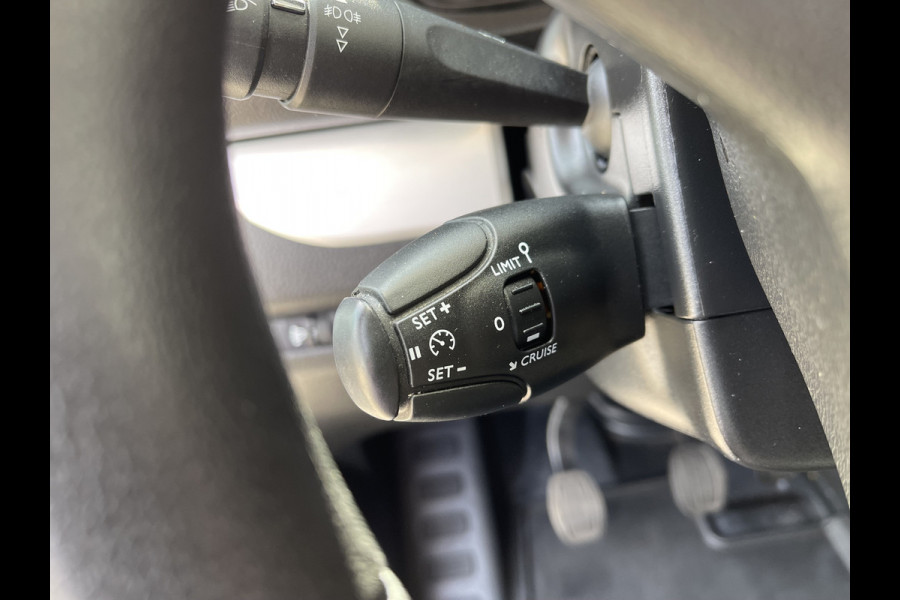 Opel Vivaro 2.0 CDTI 122pk L3H1 DC 6 persoons Edition / vaste prijs rijklaar € 20.950 ex btw / lease vanaf € 342 / euro 6 / bpm vrij / airco / cruise / navi / dubbele schuifdeur !