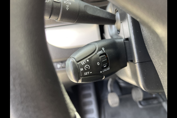 Opel Vivaro 2.0 CDTI 122pk L3H1 DC 6 persoons Edition / vaste prijs rijklaar € 20.950 ex btw / lease vanaf € 342 / euro 6 / bpm vrij / airco / cruise / navi / dubbele schuifdeur !