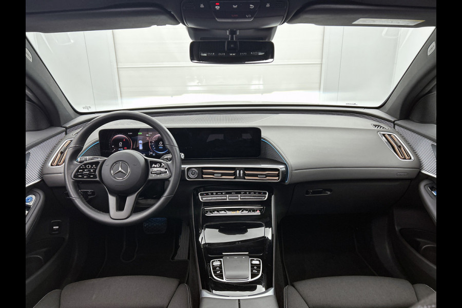 Mercedes-Benz EQC 400 4MATIC Luxury Line 80 kWh shuif/kantel dak | Navigatie | lichtmetalen velgen | Parking support met camera achter Inclusief 48 maanden Mercedes-Benz Certified garantie voor Europa.