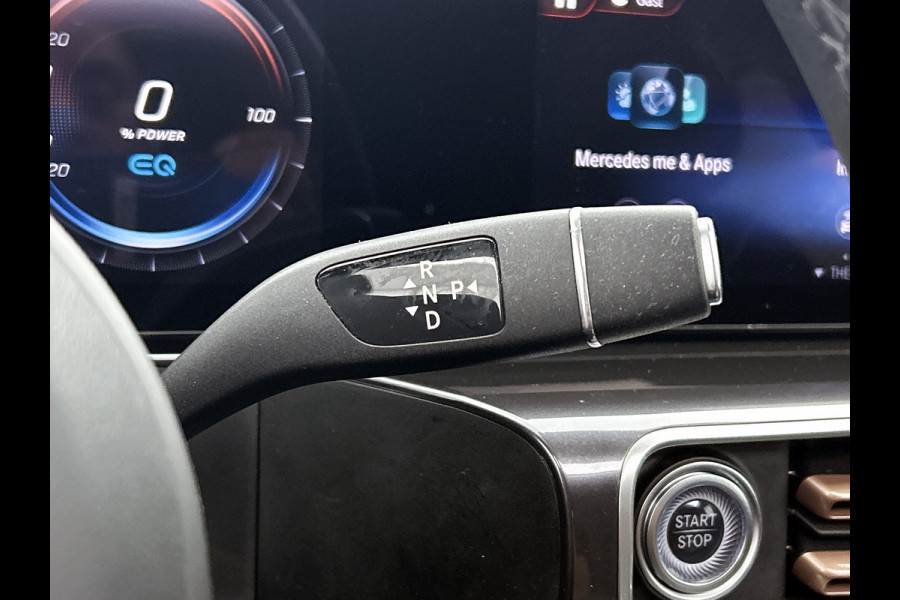 Mercedes-Benz EQC 400 4MATIC Luxury Line 80 kWh shuif/kantel dak | Navigatie | lichtmetalen velgen | Parking support met camera achter Inclusief 48 maanden Mercedes-Benz Certified garantie voor Europa.