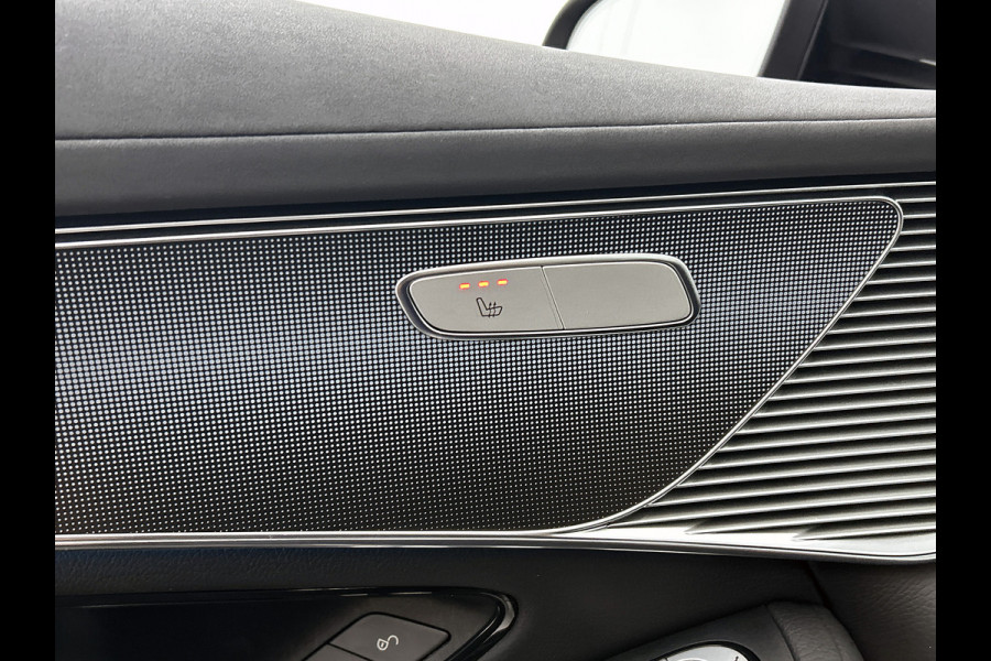 Mercedes-Benz EQC 400 4MATIC Luxury Line 80 kWh shuif/kantel dak | Navigatie | lichtmetalen velgen | Parking support met camera achter Inclusief 48 maanden Mercedes-Benz Certified garantie voor Europa.