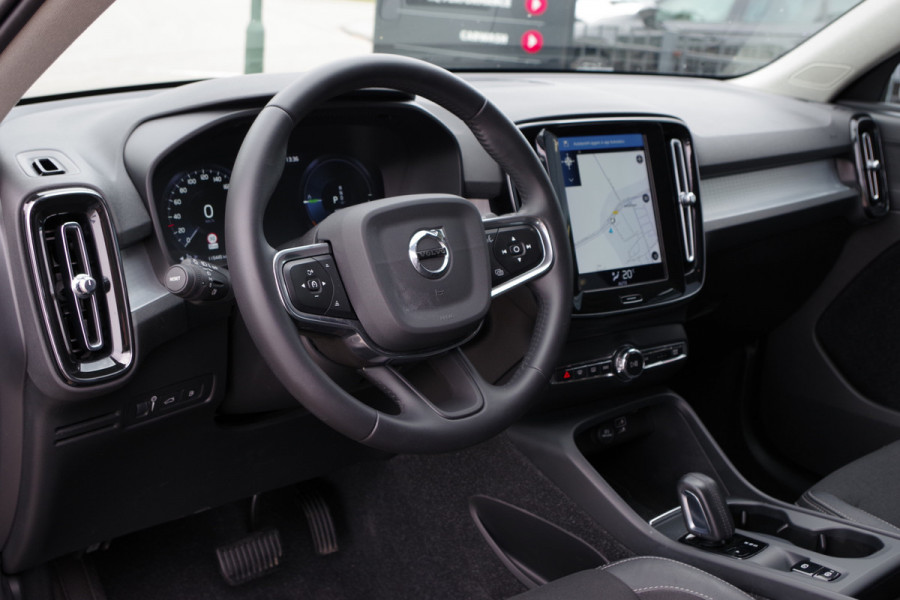 Volvo XC40 1.5 T5 Twin Engine 262 PK Momentum Pro PHEV, Carplay, Climate Control, Cruise Control, Camera