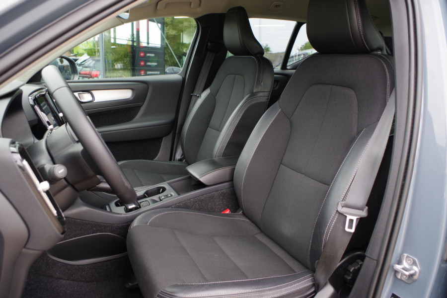 Volvo XC40 1.5 T5 Twin Engine 262 PK Momentum Pro PHEV, Carplay, Climate Control, Cruise Control, Camera