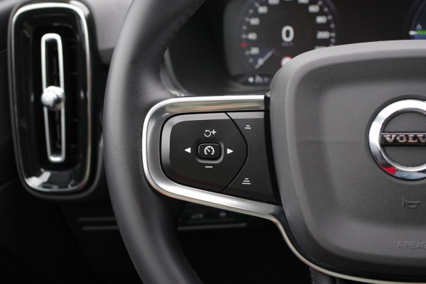 Volvo XC40 1.5 T5 Twin Engine 262 PK Momentum Pro PHEV, Carplay, Climate Control, Cruise Control, Camera