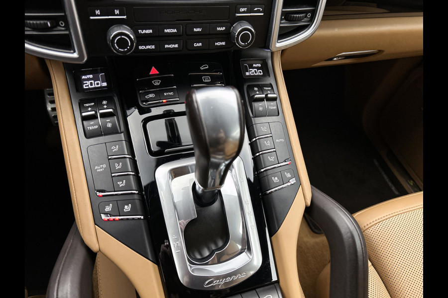 Porsche Cayenne 3.0 S E-Hybrid Platinum Edition(NL-auto, Perfect onderH, Trekhaak, Stoel Koeling, 360 Camera, Comfort Stoelen,Etc)