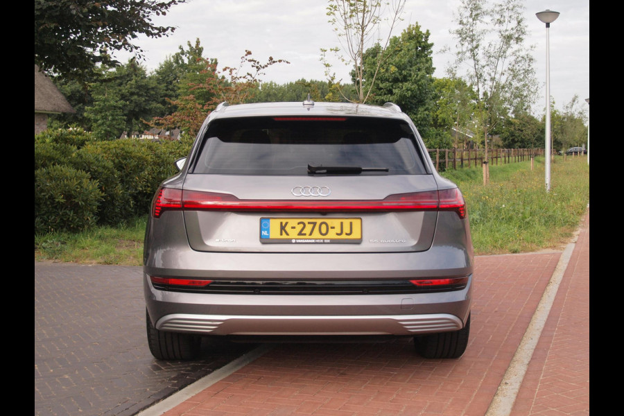 Audi e-tron 55 quattro Business edition Plus 95 kWh | Panoramadak | Camera | Apple Carplay | 51.000KM | NL-Auto |