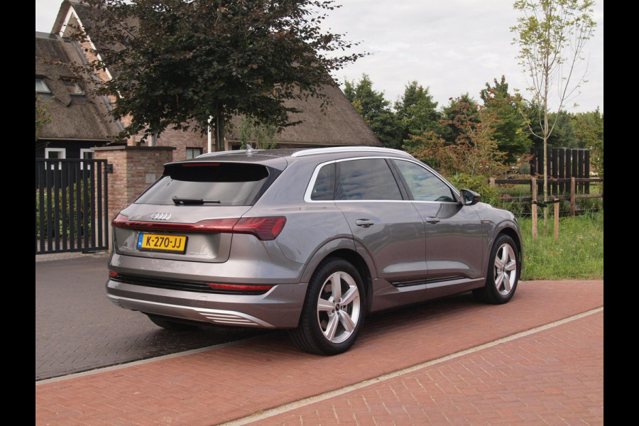 Audi e-tron 55 quattro Business edition Plus 95 kWh | Panoramadak | Camera | Apple Carplay | 51.000KM | NL-Auto |