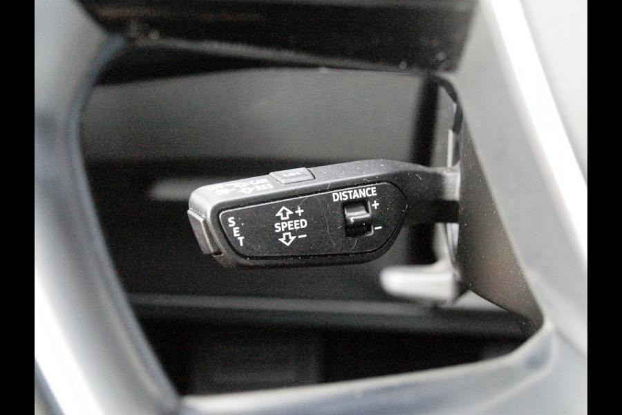 Audi e-tron 55 quattro Business edition Plus 95 kWh | Panoramadak | Camera | Apple Carplay | 51.000KM | NL-Auto |