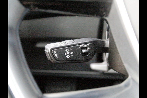 Audi e-tron 55 quattro Business edition Plus 95 kWh | Panoramadak | Camera | Apple Carplay | 51.000KM | NL-Auto |