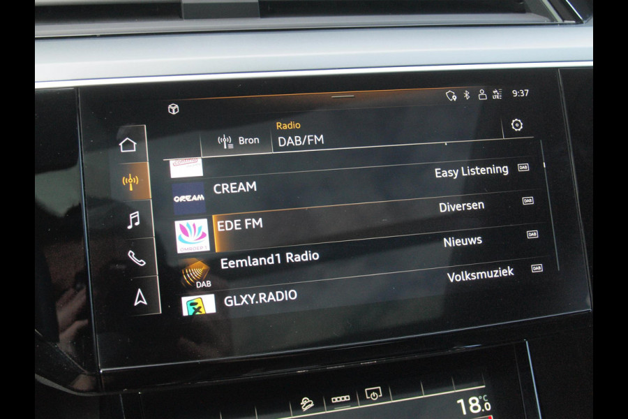Audi e-tron 55 quattro Business edition Plus 95 kWh | Panoramadak | Camera | Apple Carplay | 51.000KM | NL-Auto |