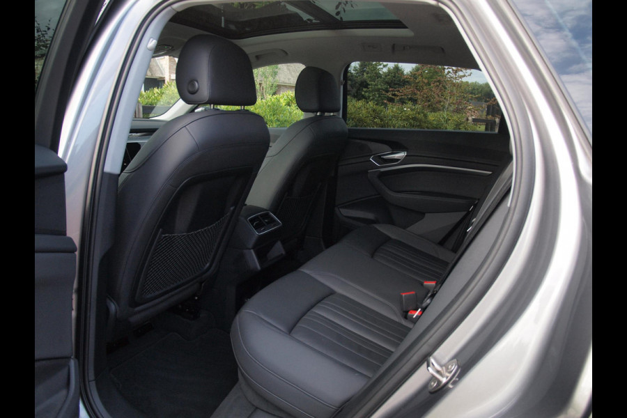 Audi e-tron 55 quattro Business edition Plus 95 kWh | Panoramadak | Camera | Apple Carplay | 51.000KM | NL-Auto |