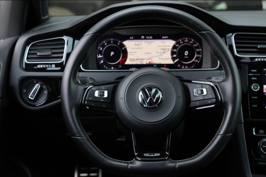 Volkswagen Golf 2.0 TSI 4Motion R *Akra*Pano*PPF*DCC*Dynaudio*Dealer onderhouden*