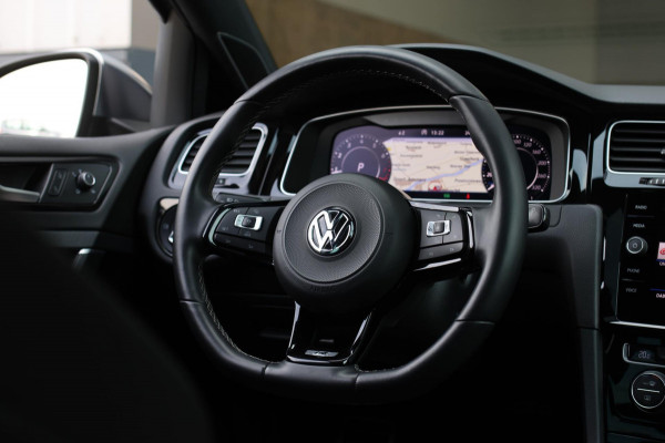 Volkswagen Golf 2.0 TSI 4Motion R *Akra*Pano*PPF*DCC*Dynaudio*Dealer onderhouden*