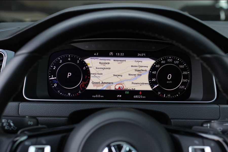 Volkswagen Golf 2.0 TSI 4Motion R *Akra*Pano*PPF*DCC*Dynaudio*Dealer onderhouden*