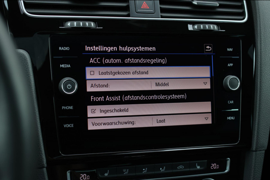 Volkswagen Golf 2.0 TSI 4Motion R *Akra*Pano*PPF*DCC*Dynaudio*Dealer onderhouden*