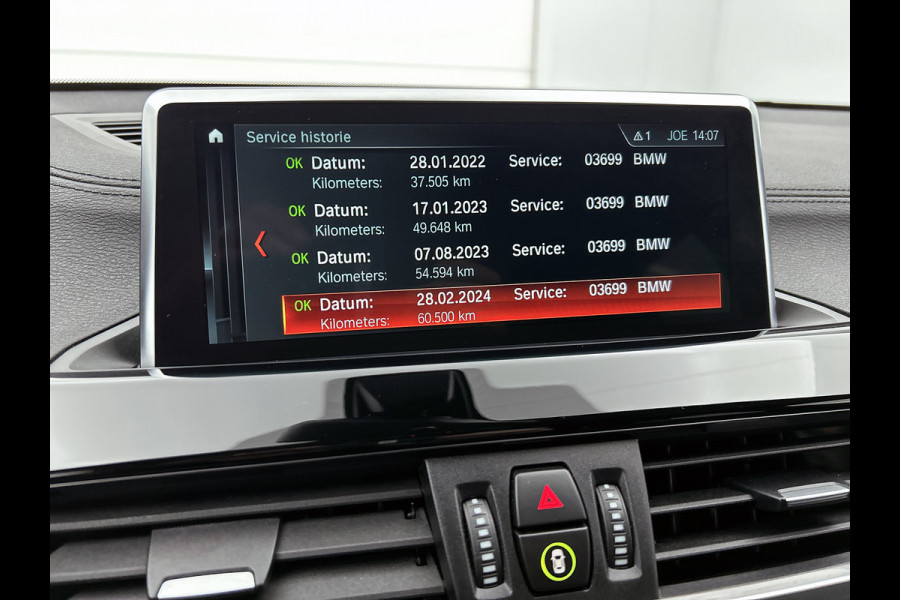 BMW X2 SDrive18i High Executive Edition(NL-auto, Dealer OnderH, Navi Pro, StoelV, Leer, Camera, Climate Con, Cruise Con, Etc)