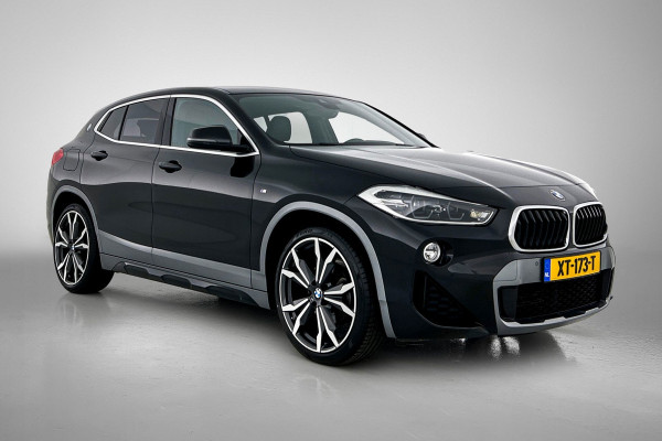 BMW X2 SDrive18i High Executive Edition(NL-auto, Dealer OnderH, Navi Pro, StoelV, Leer, Camera, Climate Con, Cruise Con, Etc)