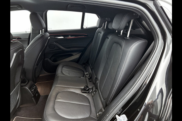 BMW X2 SDrive18i High Executive Edition(NL-auto, Dealer OnderH, Navi Pro, StoelV, Leer, Camera, Climate Con, Cruise Con, Etc)