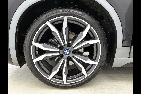 BMW X2 SDrive18i High Executive Edition(NL-auto, Dealer OnderH, Navi Pro, StoelV, Leer, Camera, Climate Con, Cruise Con, Etc)