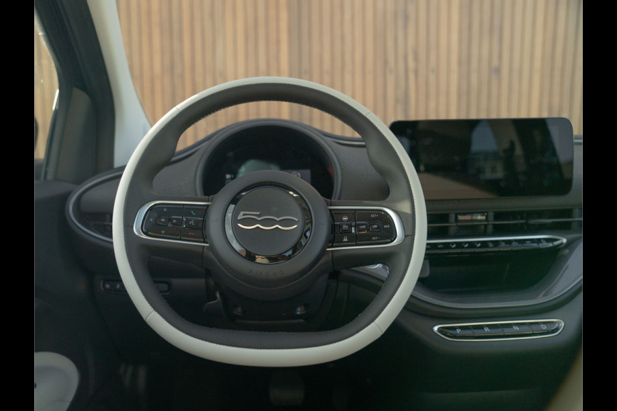 Fiat 500 La Prima 42 kWh | Pano-dak | Camera